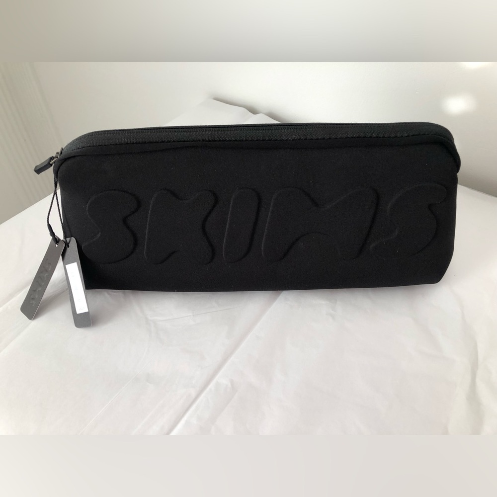 SKIMS COSMETIC BAG 🖤🖤